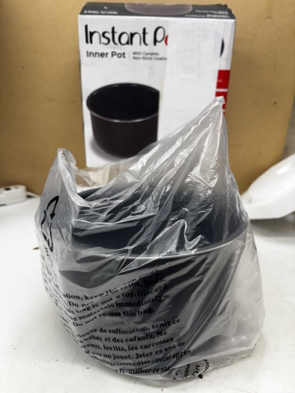Instant Pot Ceramic Non-Stick Interior Coated Inner Cooking Pot - 6 Quart Open
